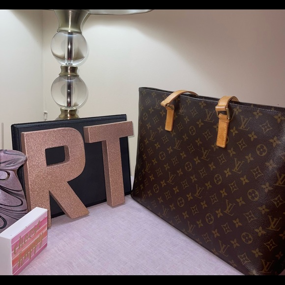 Louis Vuitton Luco Tote - Picture 2 of 11